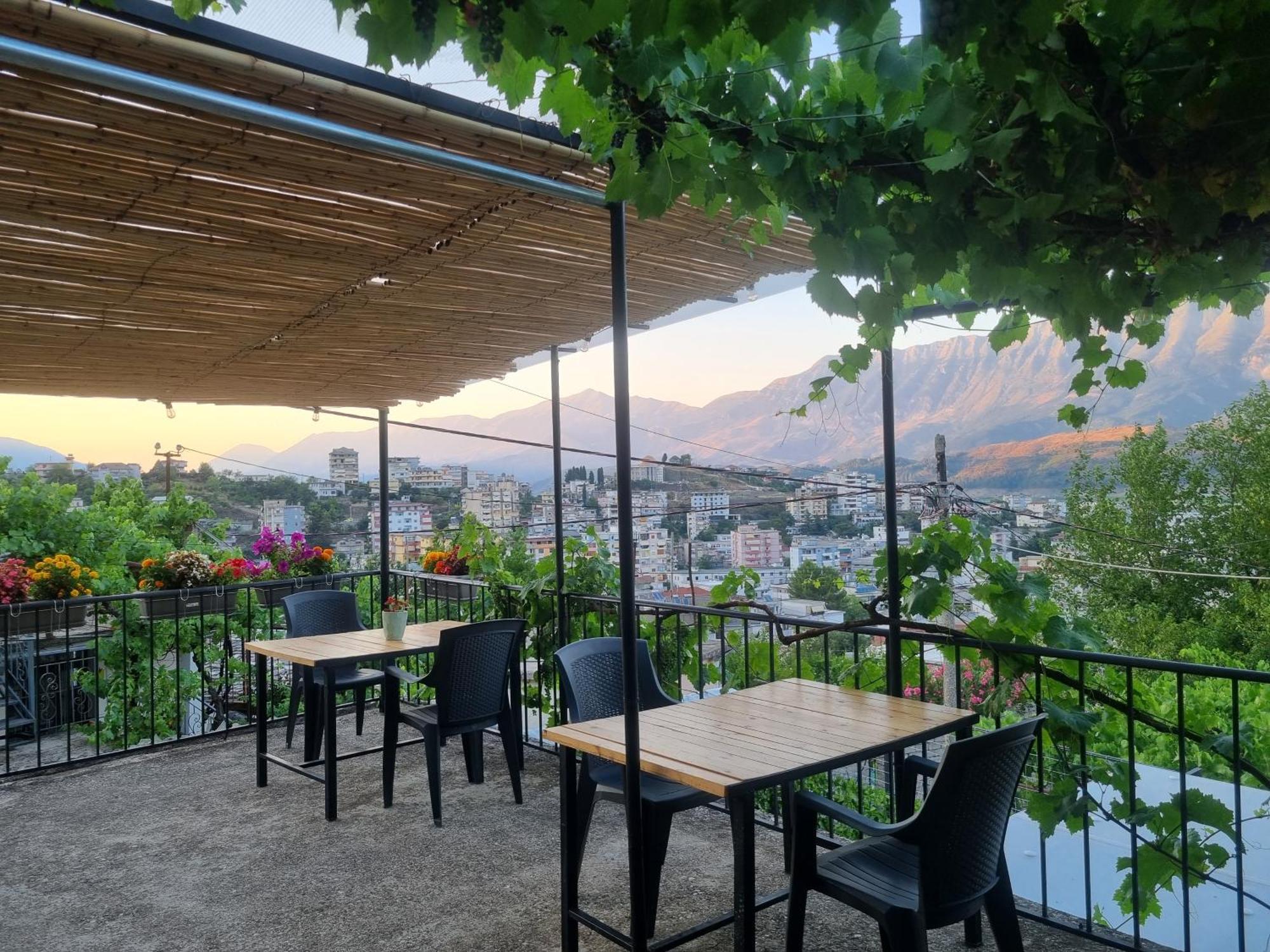 Tony's Terrace Bed & Breakfast
